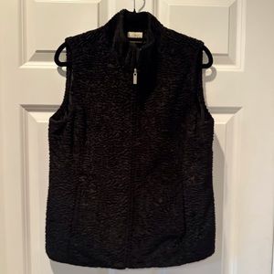 E&P Pro Women’s Small Black Faux Fur Black Vest